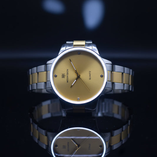 MOONSTON Aurelia Gold watch